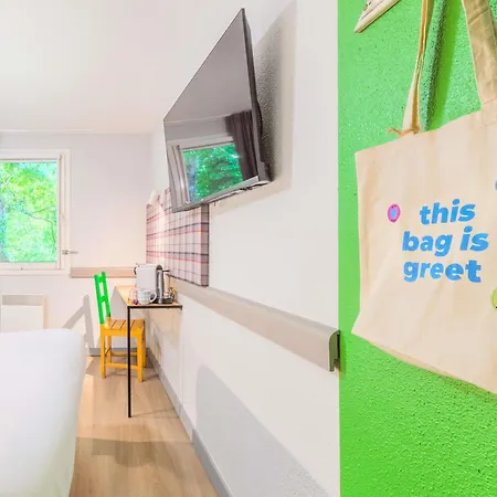 מלון Greet Hotel Annecy Cran-Gevrier By Accor 3*