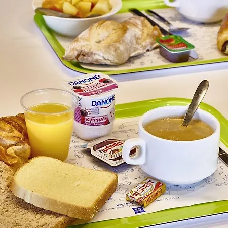 호텔 Greet Cran-gevrier By Accor