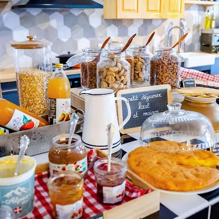Greet Hotel Annecy Cran-Gevrier By Accor Hotel