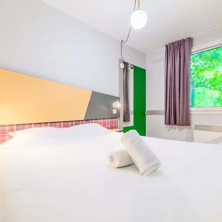 Greet Cran-gevrier By Accor 호텔